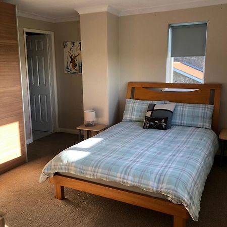 Number One - Fully Equipped Self Catering Four Bedroom House Next To Dunedin, 15 Mins To Spurn, 20 Mins To Saltend, 12 Mins To Easington Patrington Exterior foto