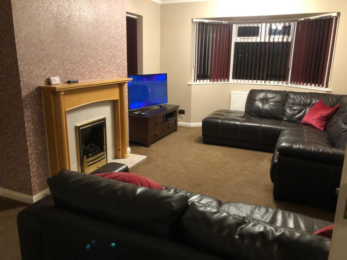 Number One - Fully Equipped Self Catering Four Bedroom House Next To Dunedin, 15 Mins To Spurn, 20 Mins To Saltend, 12 Mins To Easington Patrington Exterior foto